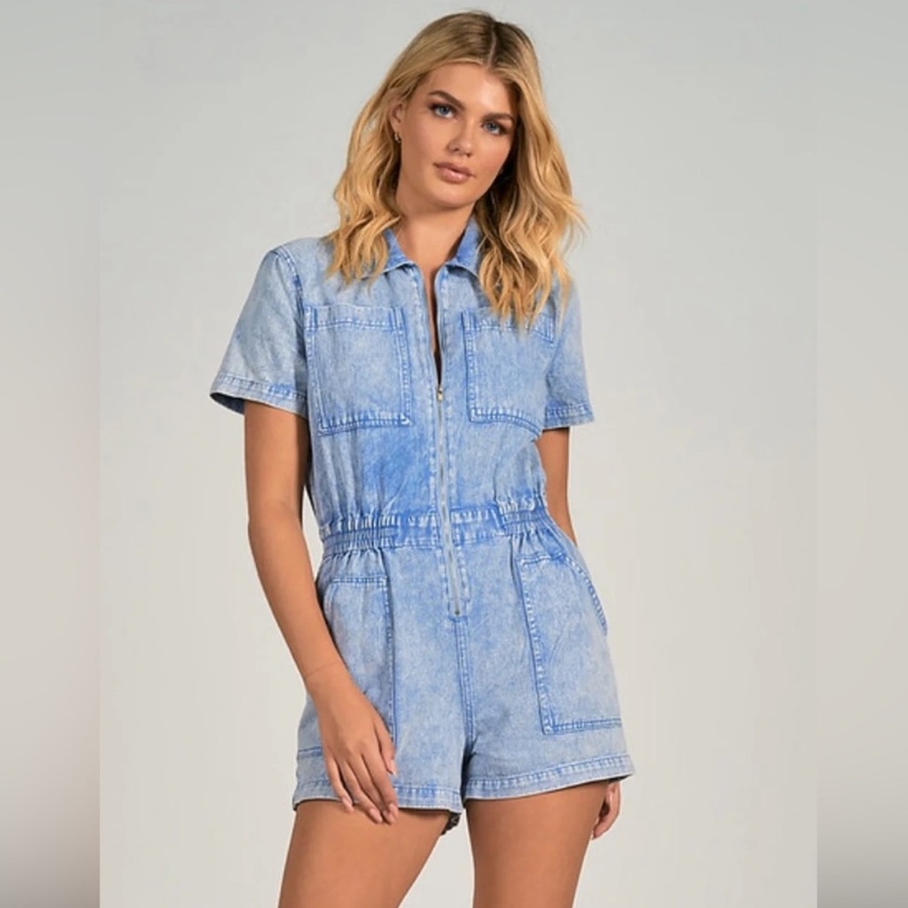 Elan Kelly acid wash romper blue size medium.